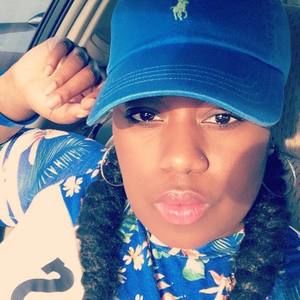 Meet your Posher, Monique